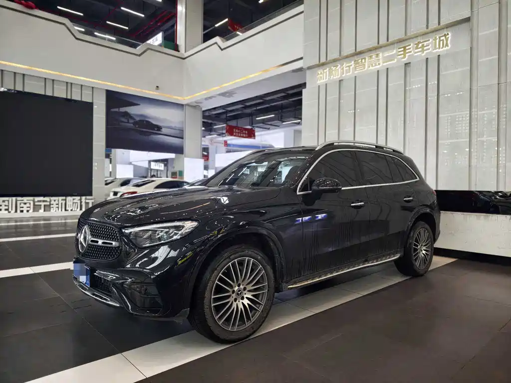 Mercedes-Benz GLC 2023 — фото 1