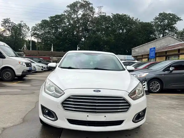 Ford Escort 2016