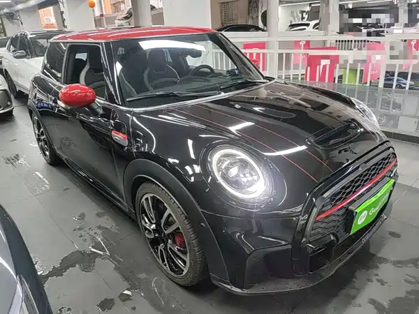 MINI JCW 2022
