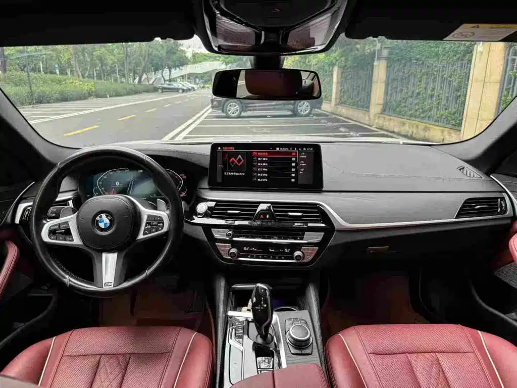 BMW 5 Series 2022