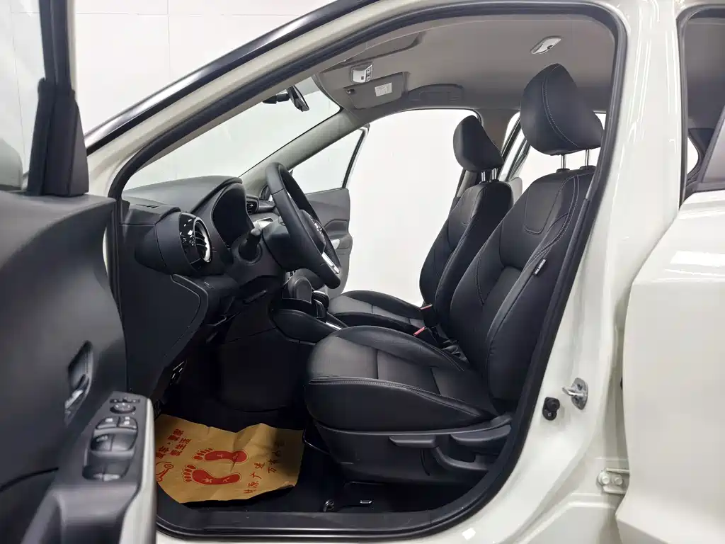 Nissan Kicks 2020 — фото 10