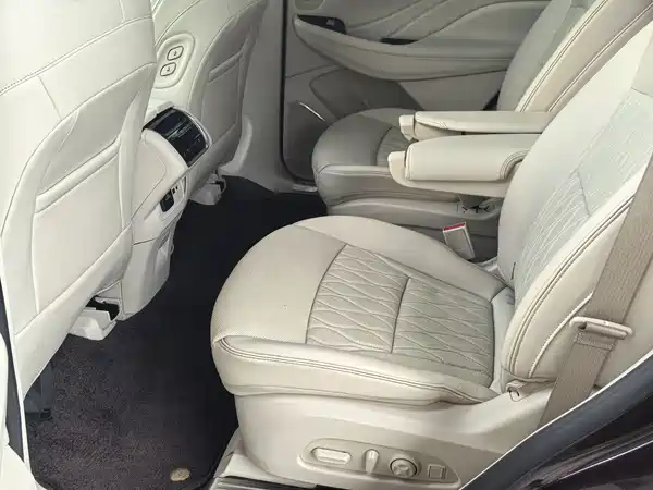 Buick Enclave 2021