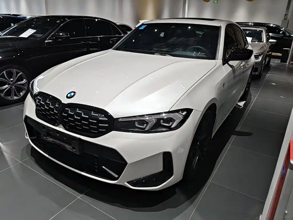BMW 3 Series 2025