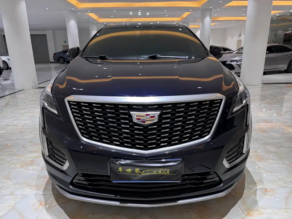 Cadillac XT5 2021 — фото 2