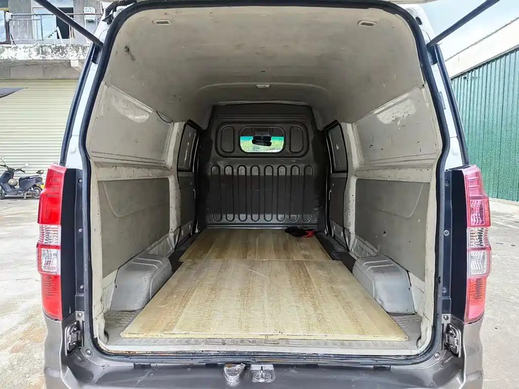 Jinbei Hiace X30L CNG 2019 — фото 5