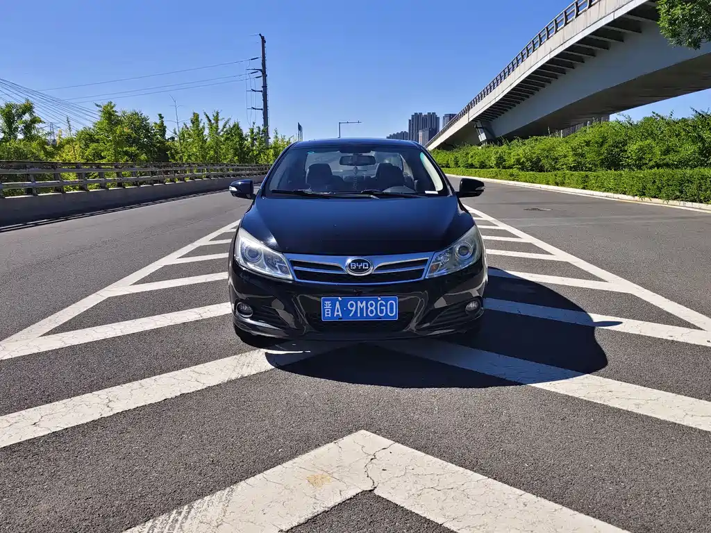 BYD Surui 2015 — фото 2