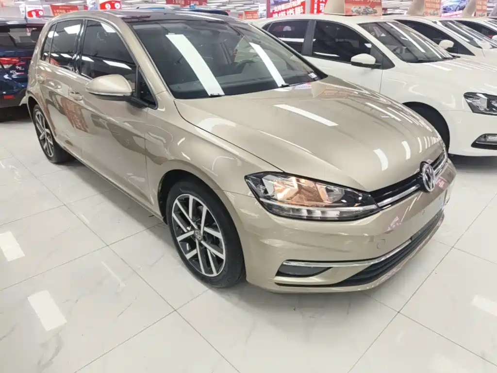 Volkswagen Golf 2020