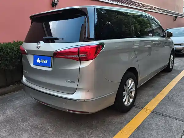 Buick GL8 2019