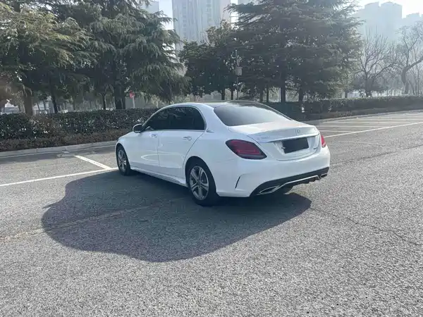 Mercedes-Benz C-Class 2019