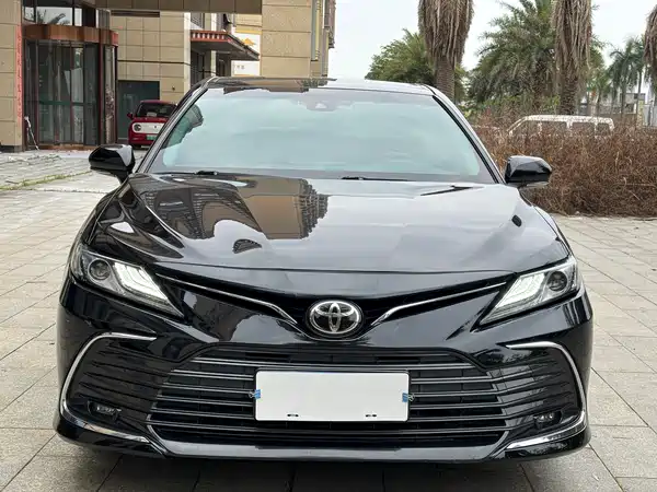 Toyota Camry 2021