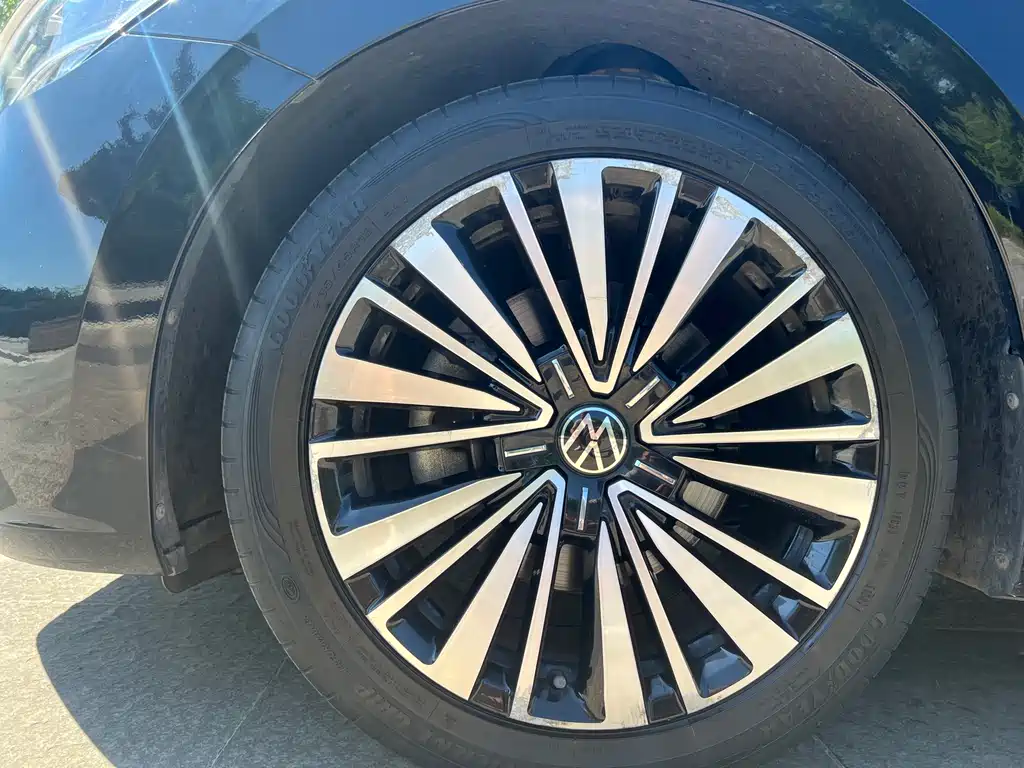 Volkswagen Passat 2021 — фото 13