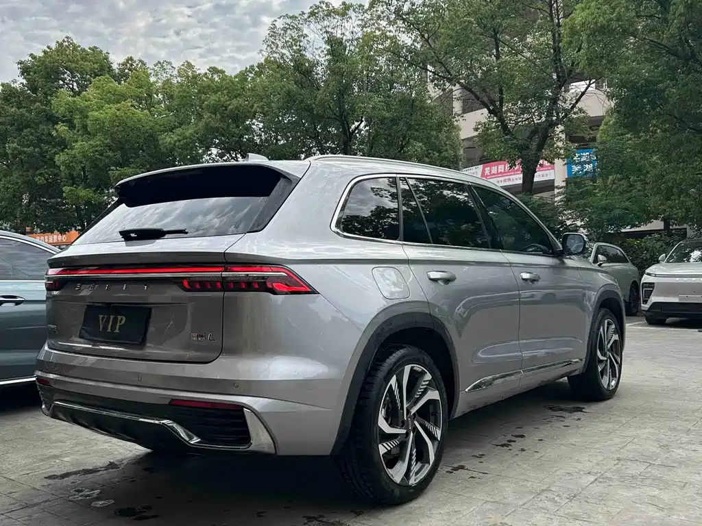 Geely Xingyue L 2023 — фото 9