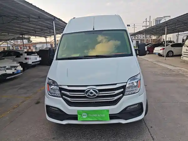 Maxus V80 2024