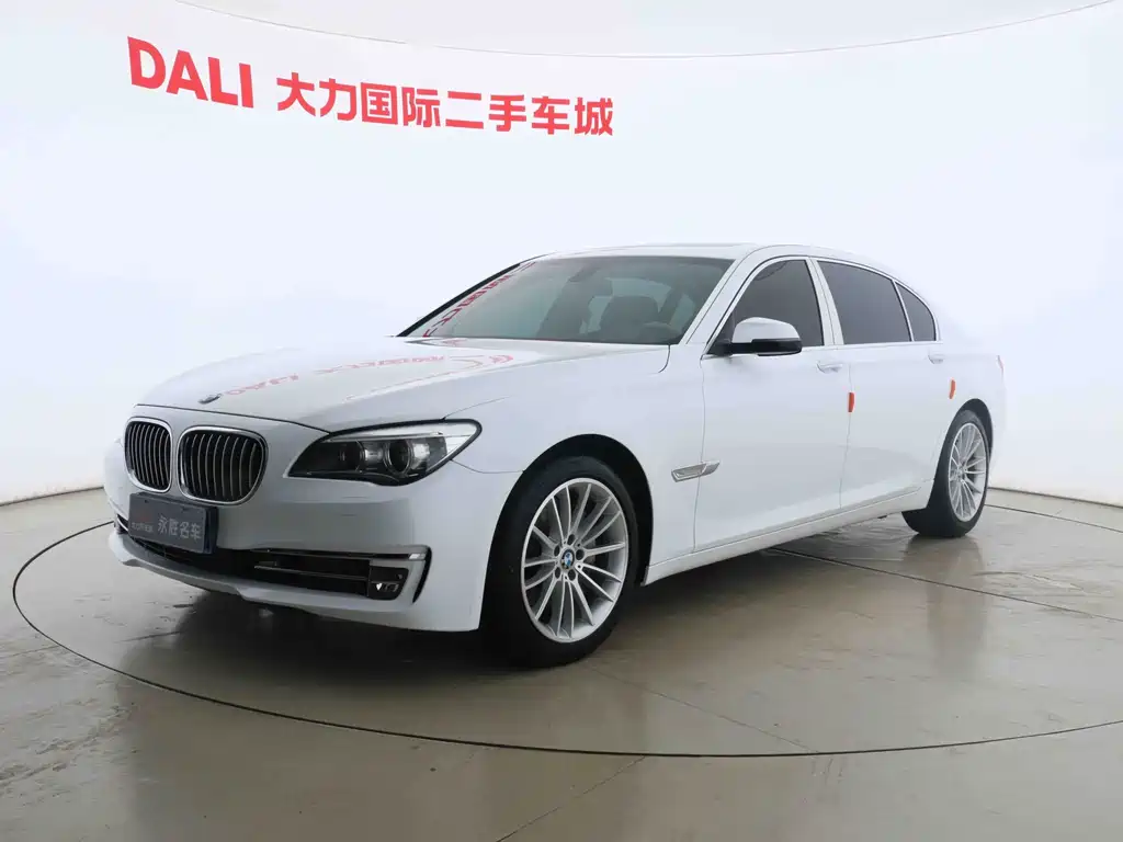 BMW 7 Series 2014 — фото 1
