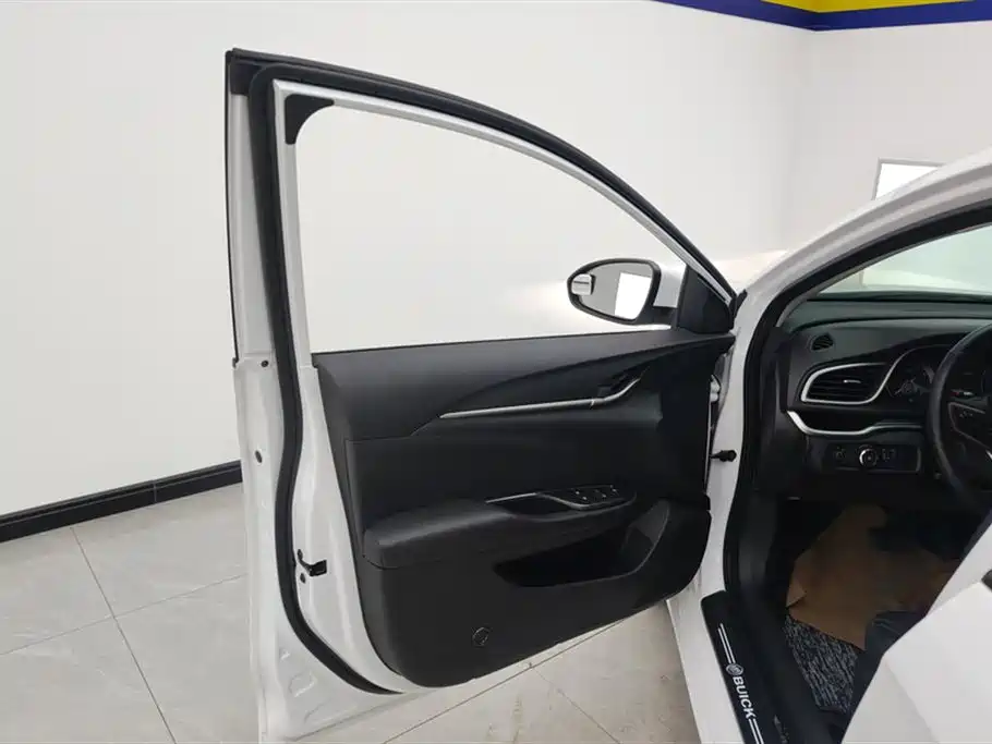 Buick Excelle 2020