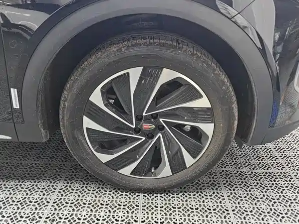 Hongqi HS7 PHEV 2025