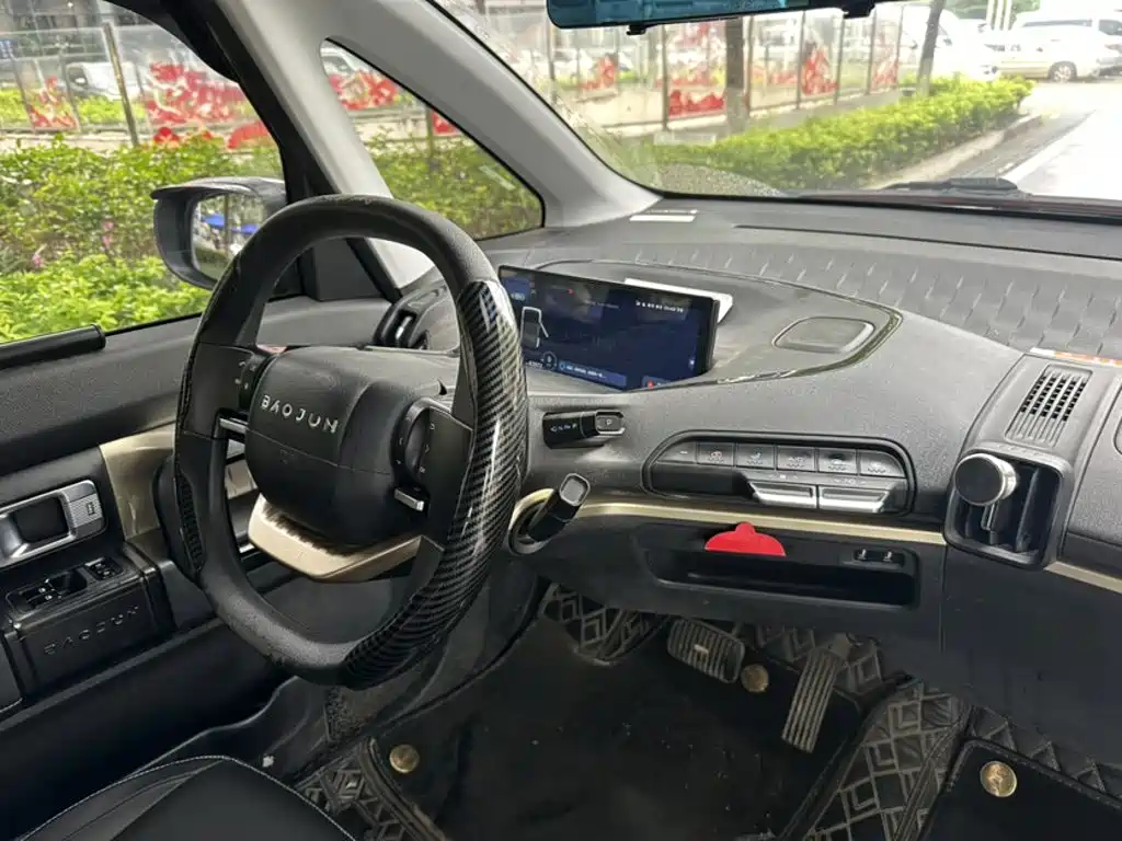 Baojun Kiwi EV 2021 — фото 18