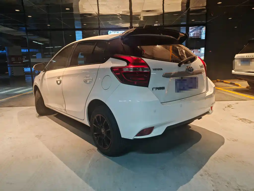 Toyota Yaris L 2019