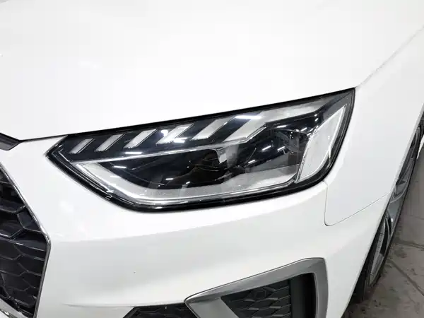 Audi A4L 2020