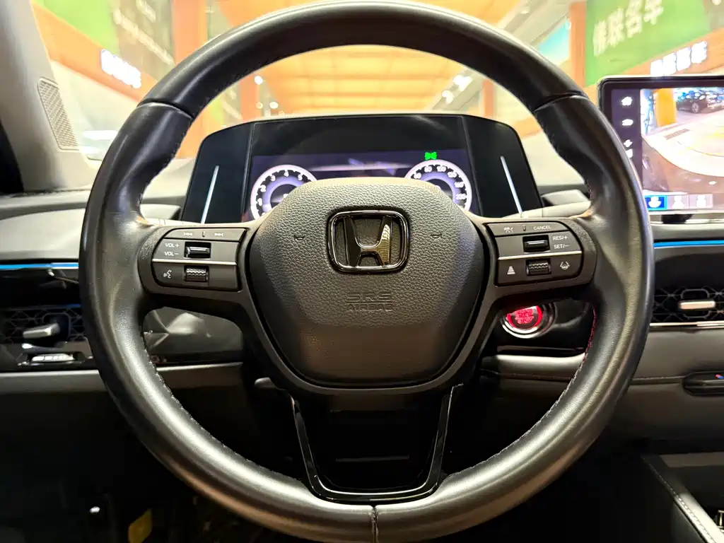 Honda Inspire 2024 — фото 15