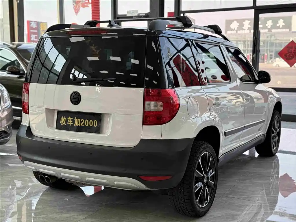 Skoda Yeti 2014 — фото 8