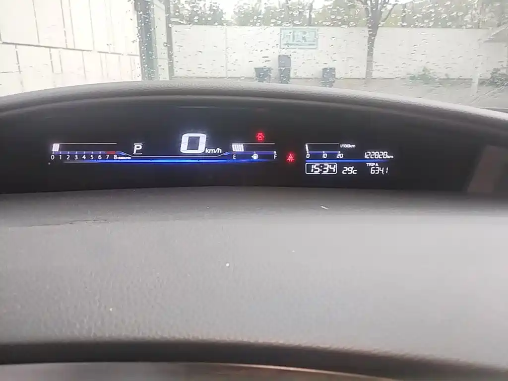 Honda Jade 2015 — фото 12