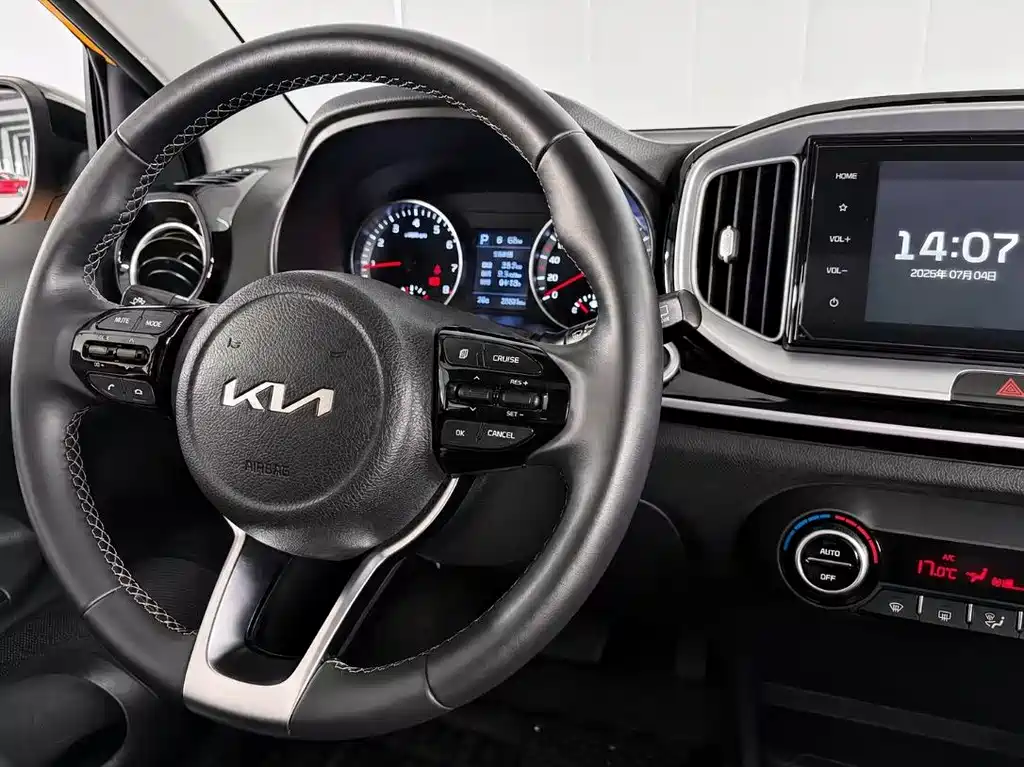 Kia KX1 2022 — фото 13