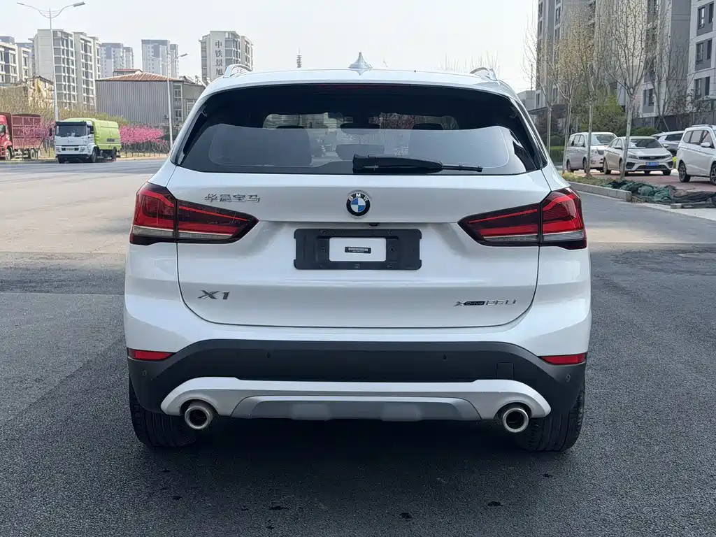 BMW X1 2021 — фото 15