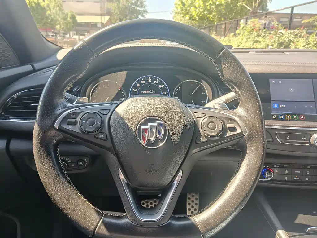 Buick Regal 2020 — фото 20