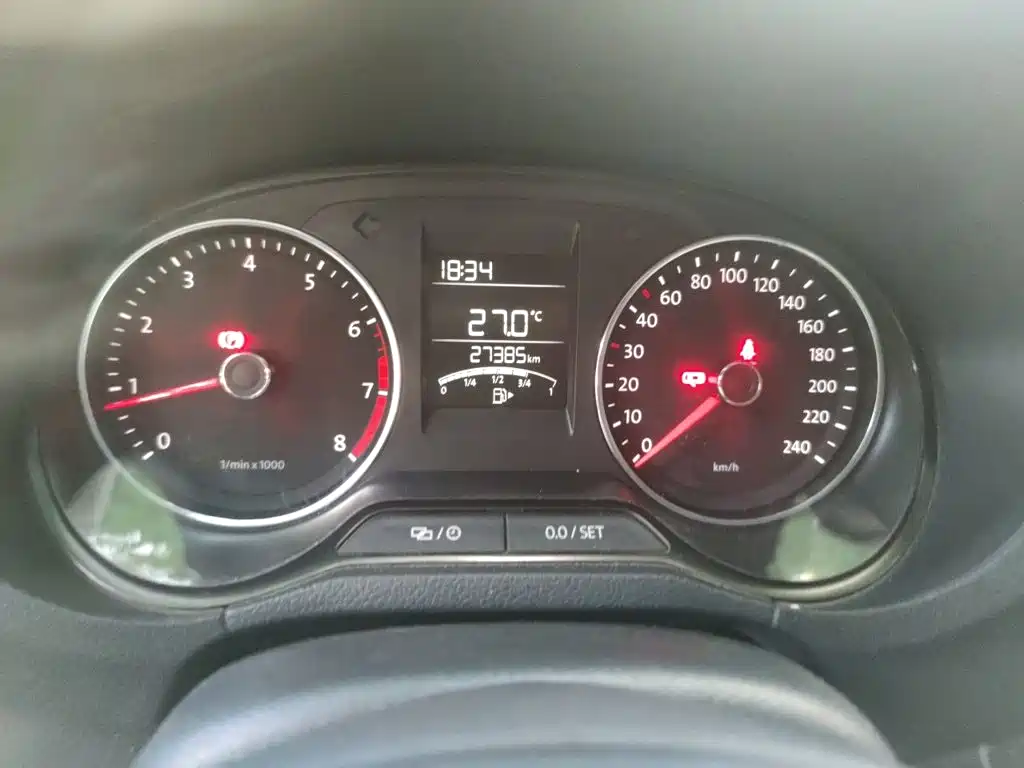 Volkswagen Polo 2015