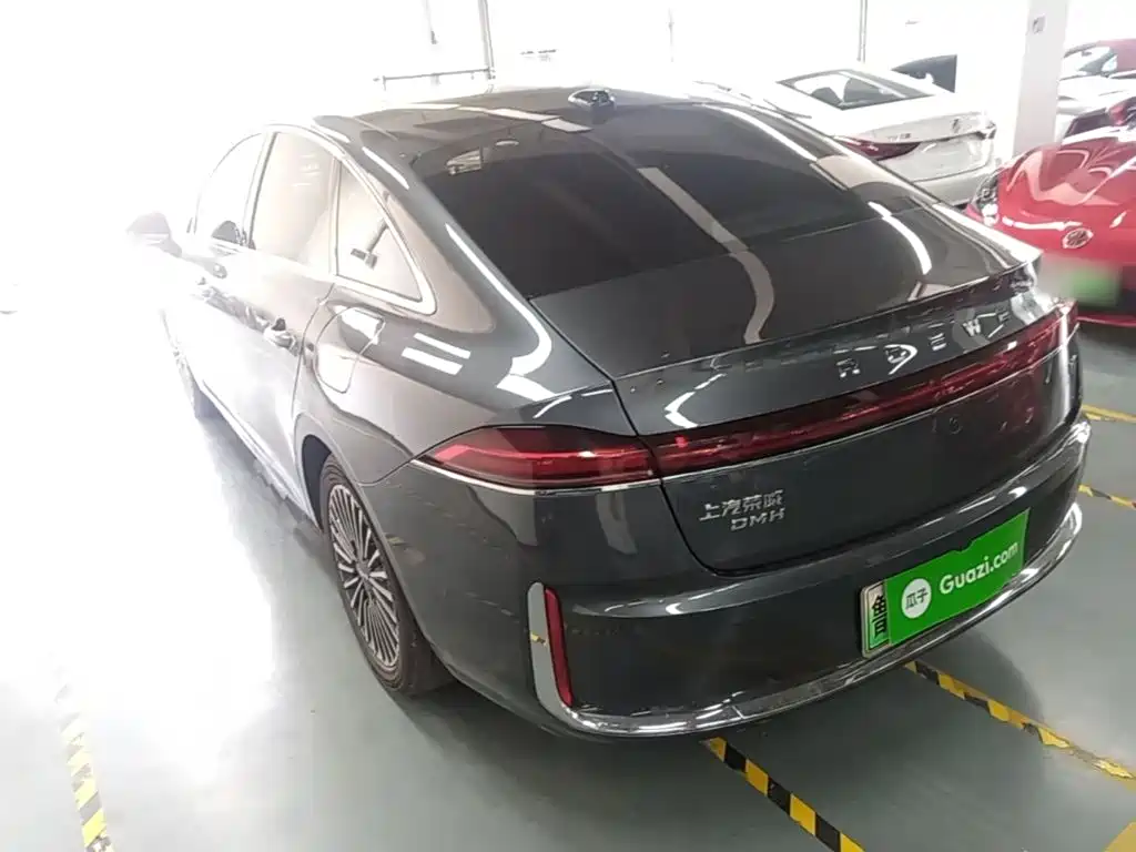 Roewe M7 DMH 2026 — фото 23