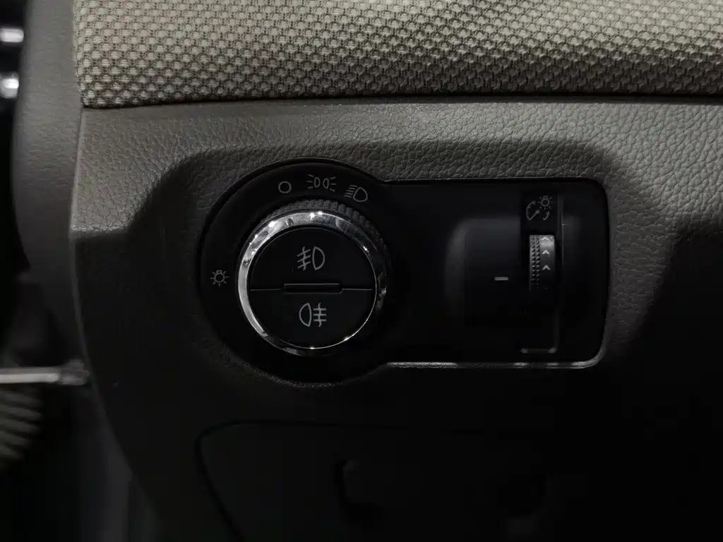Chevrolet Cruze 2011 — фото 21