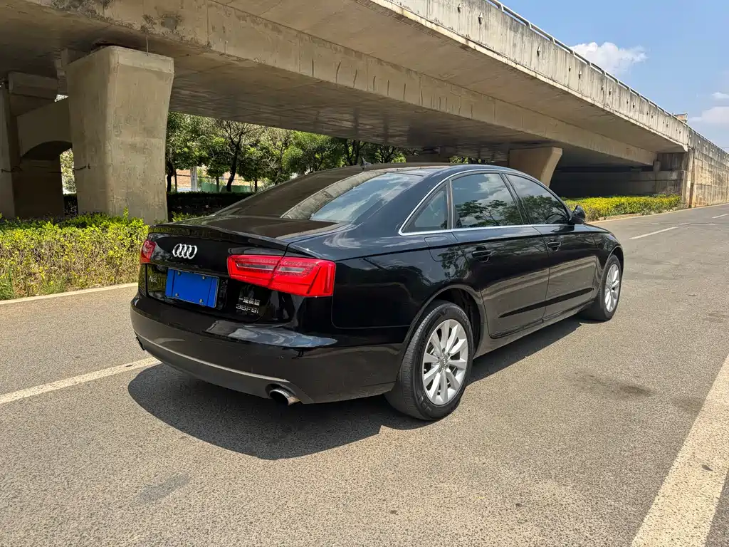 Audi A6L 2015 — фото 2