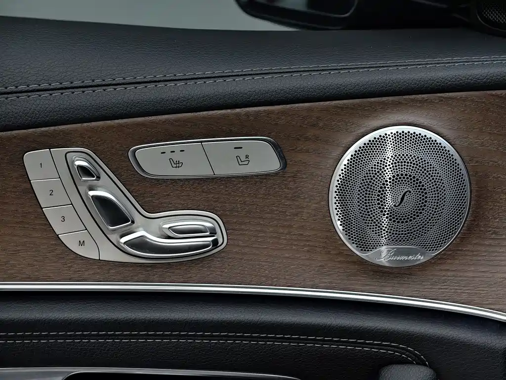 Mercedes-Benz E-Class 2019 — фото 14