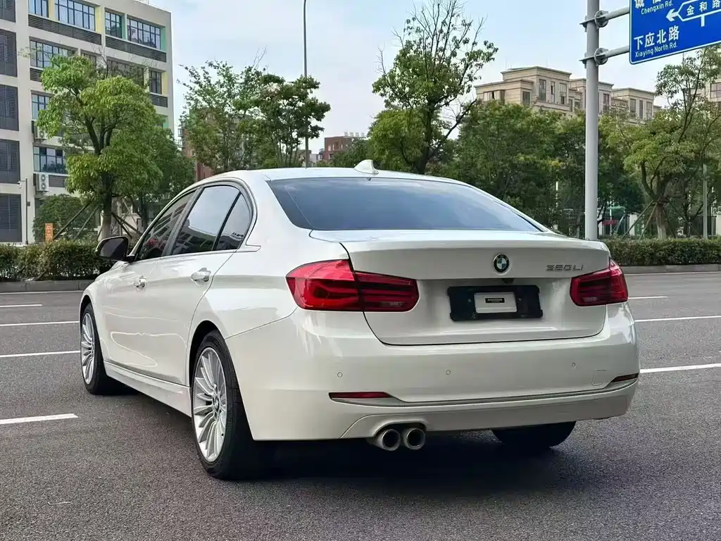 BMW 3 Series 2017 — фото 9