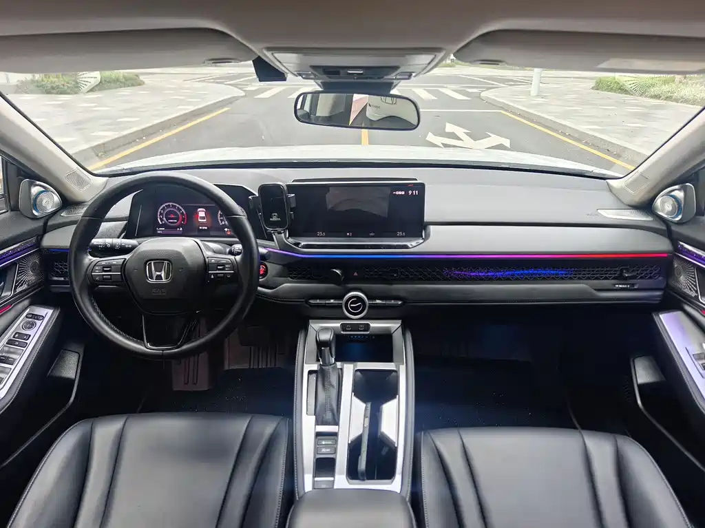 Honda Accord 2023 — фото 4
