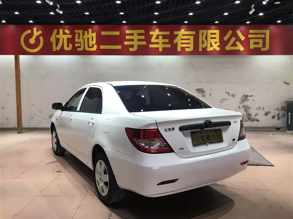 BYD F3 2015 — фото 27