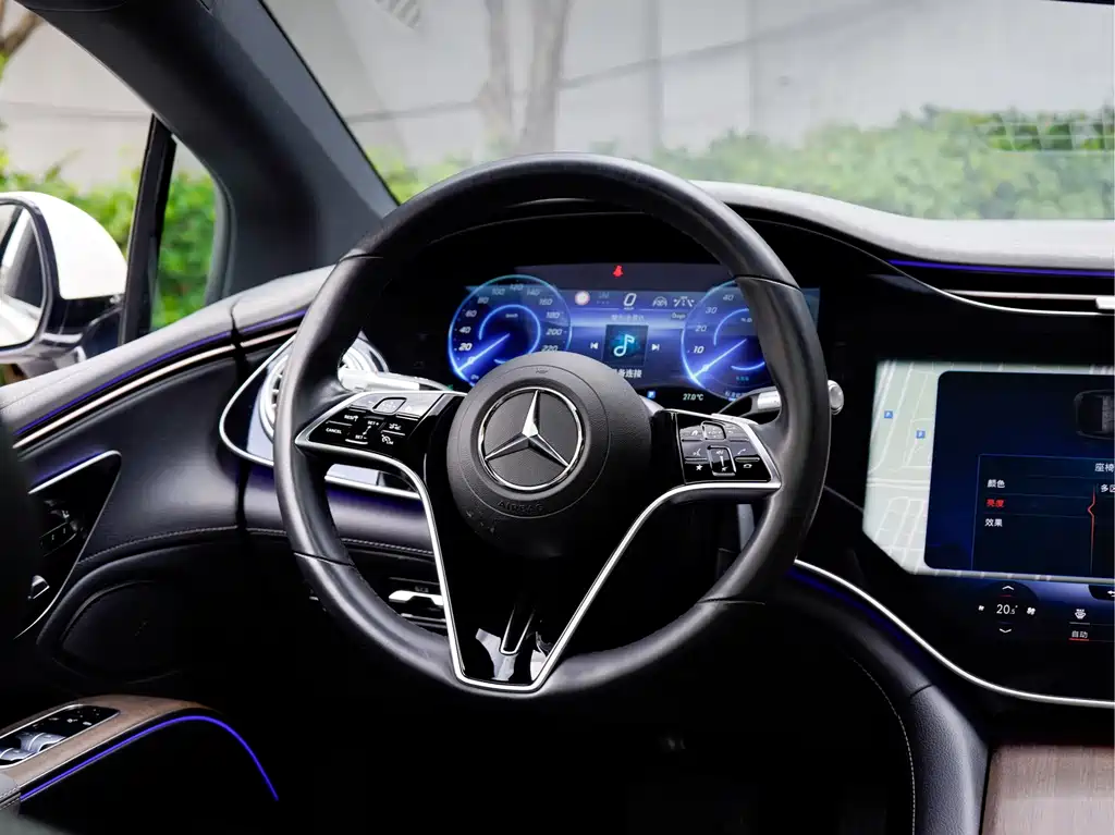 Mercedes-Benz EQS 2023 — фото 13