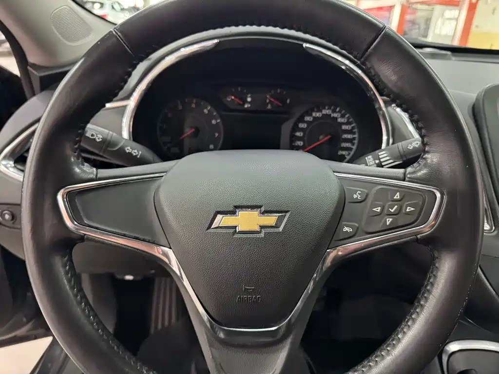 Chevrolet Malibu XL 2017 — фото 13