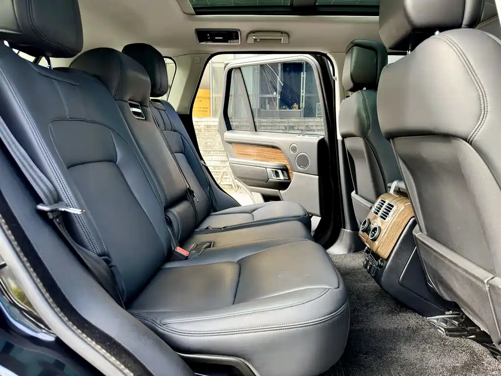 Land Rover Range Rover 2019 — фото 13