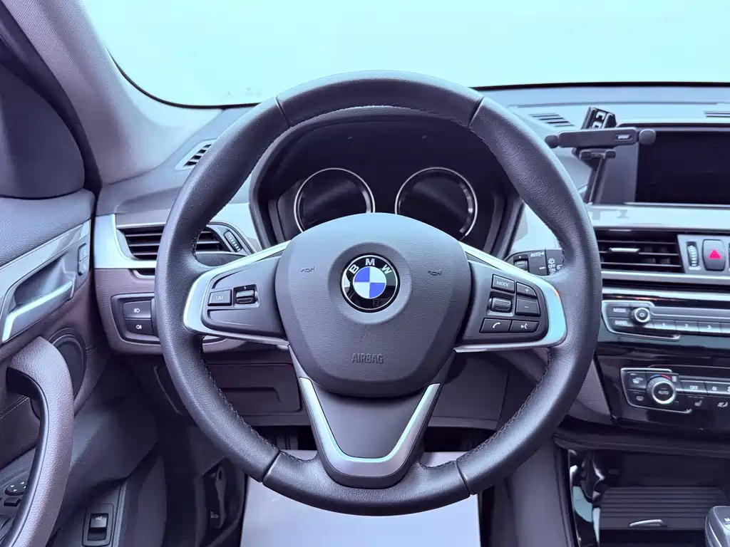 BMW X1 2019 — фото 11