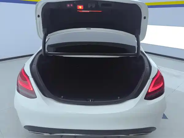 Mercedes-Benz C-Class 2019