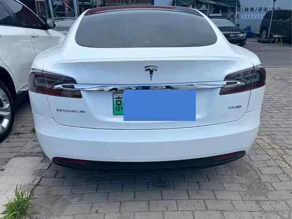 Tesla Model S 2019