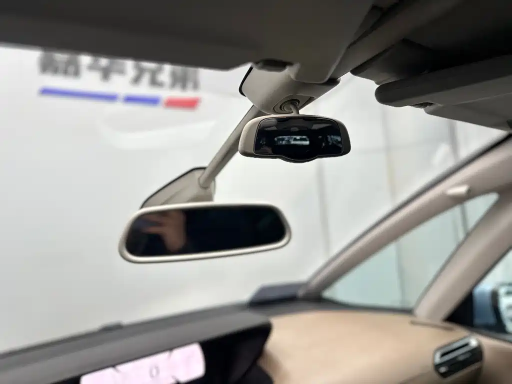 Citroen C4 Picasso 2015 — фото 28