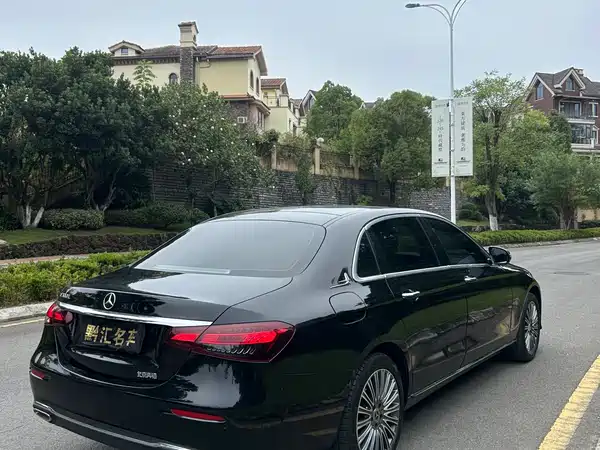 Mercedes-Benz E-Class 2021