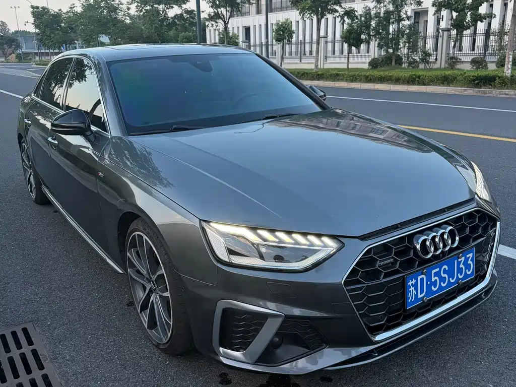 Audi A4L 2020