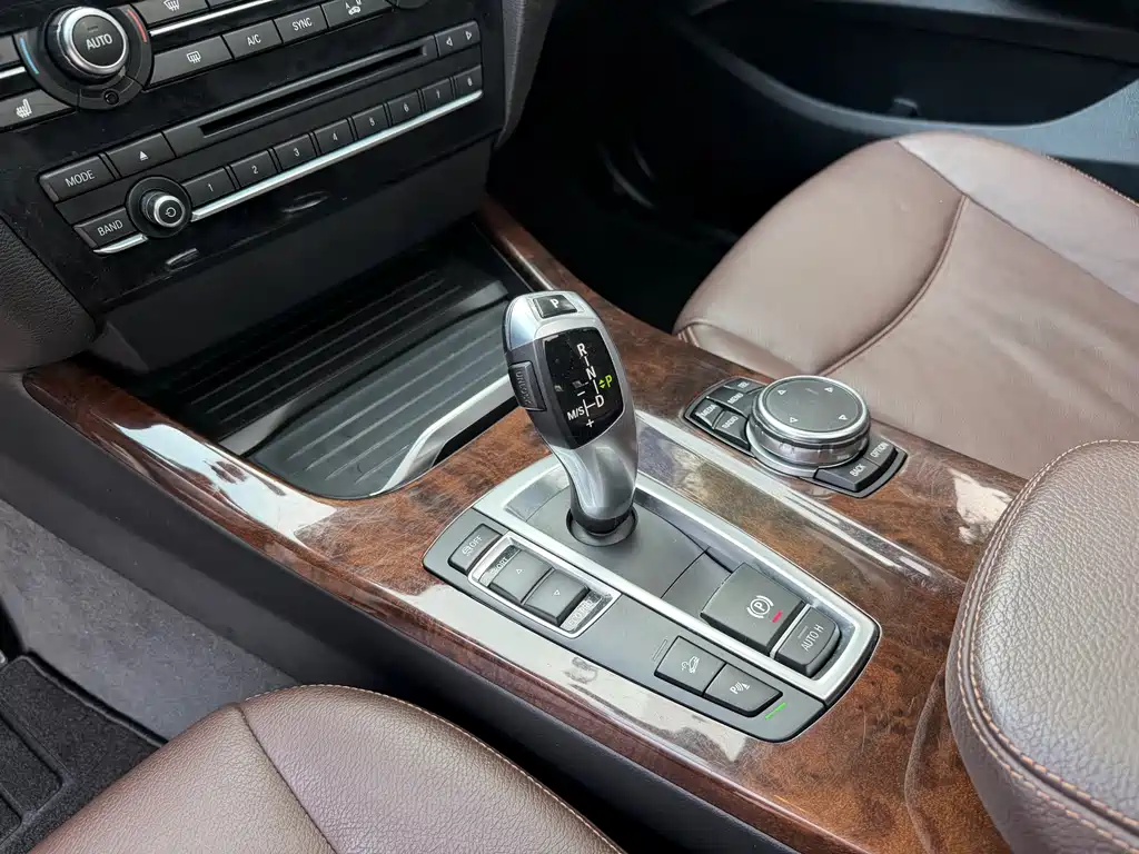 BMW X3 2015 — фото 12