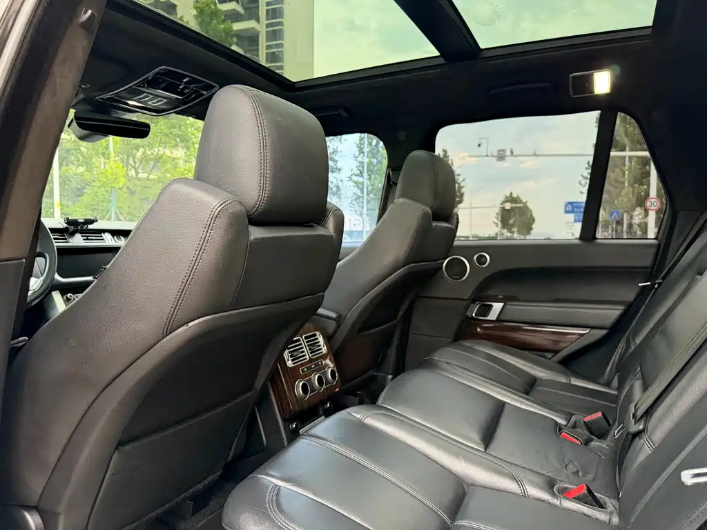 Land Rover Range Rover 2018 — фото 6
