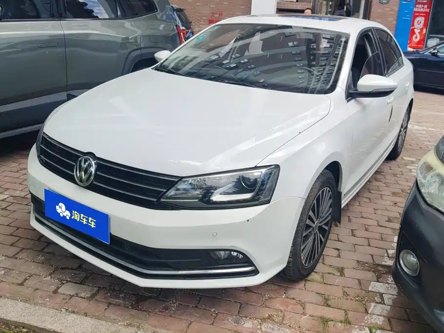 Volkswagen Sagitar 2017