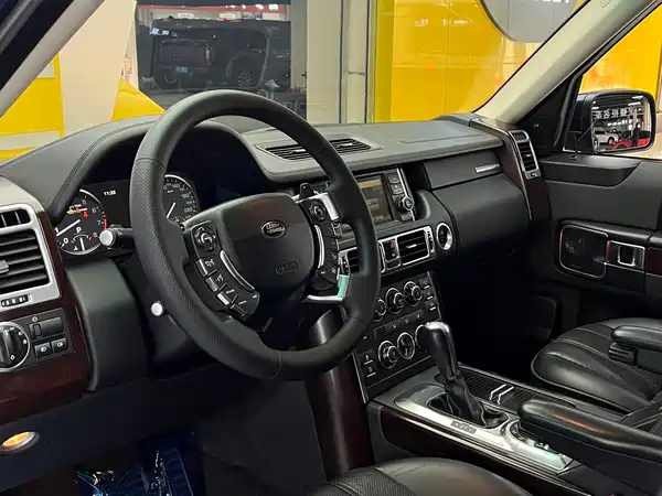Land Rover Range Rover 2011
